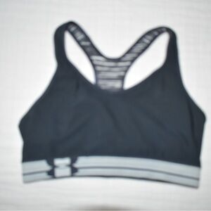 REVERSIBLE Under Armour Sports Bra